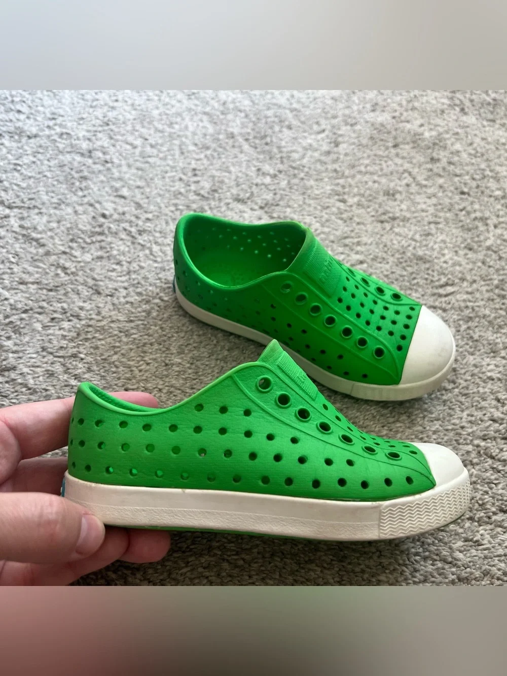 Native Jefferson Kids Size 9 Green Slip-On Water  Beach Shoes Toddler C9 Boys